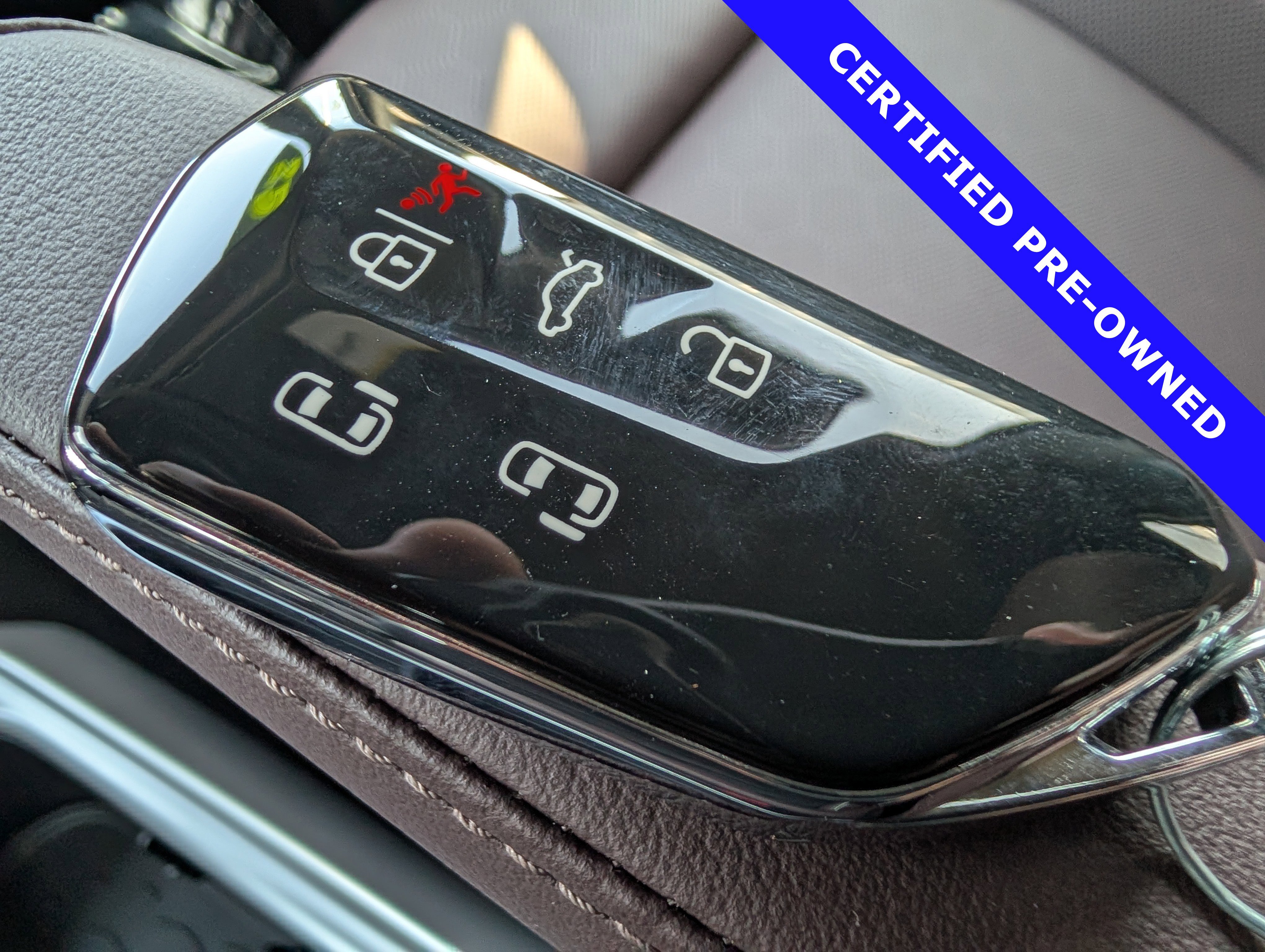 Used 2025 Volkswagen ID. Buzz Pro S RWD image 35