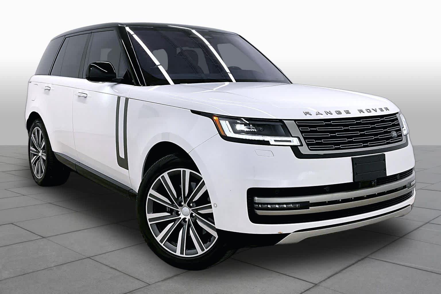 Used 2023 Land Rover Range Rover SE AWD/4WD image 3