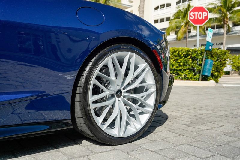 Used 2023 McLaren GT image 42