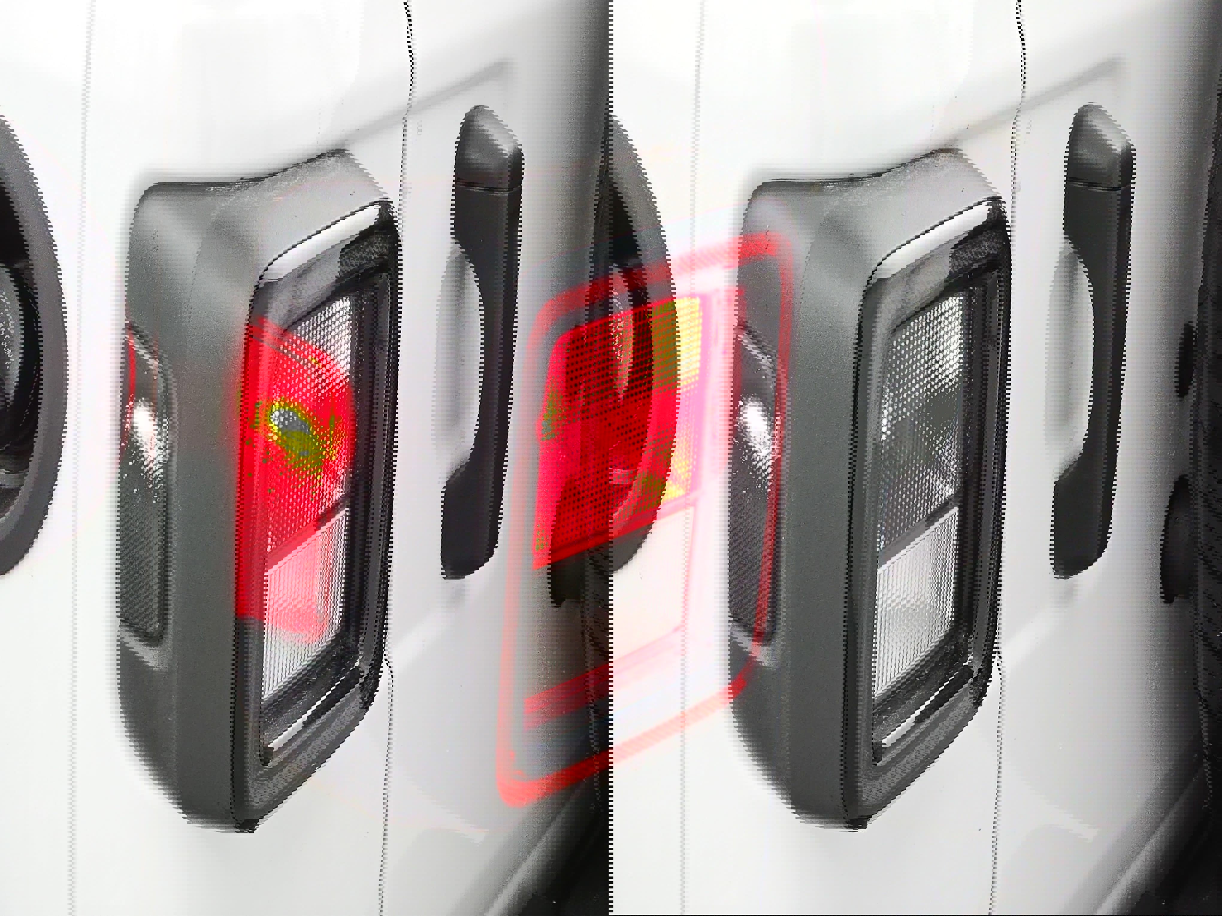 Used 2024 Jeep Wrangler Sport S image 33