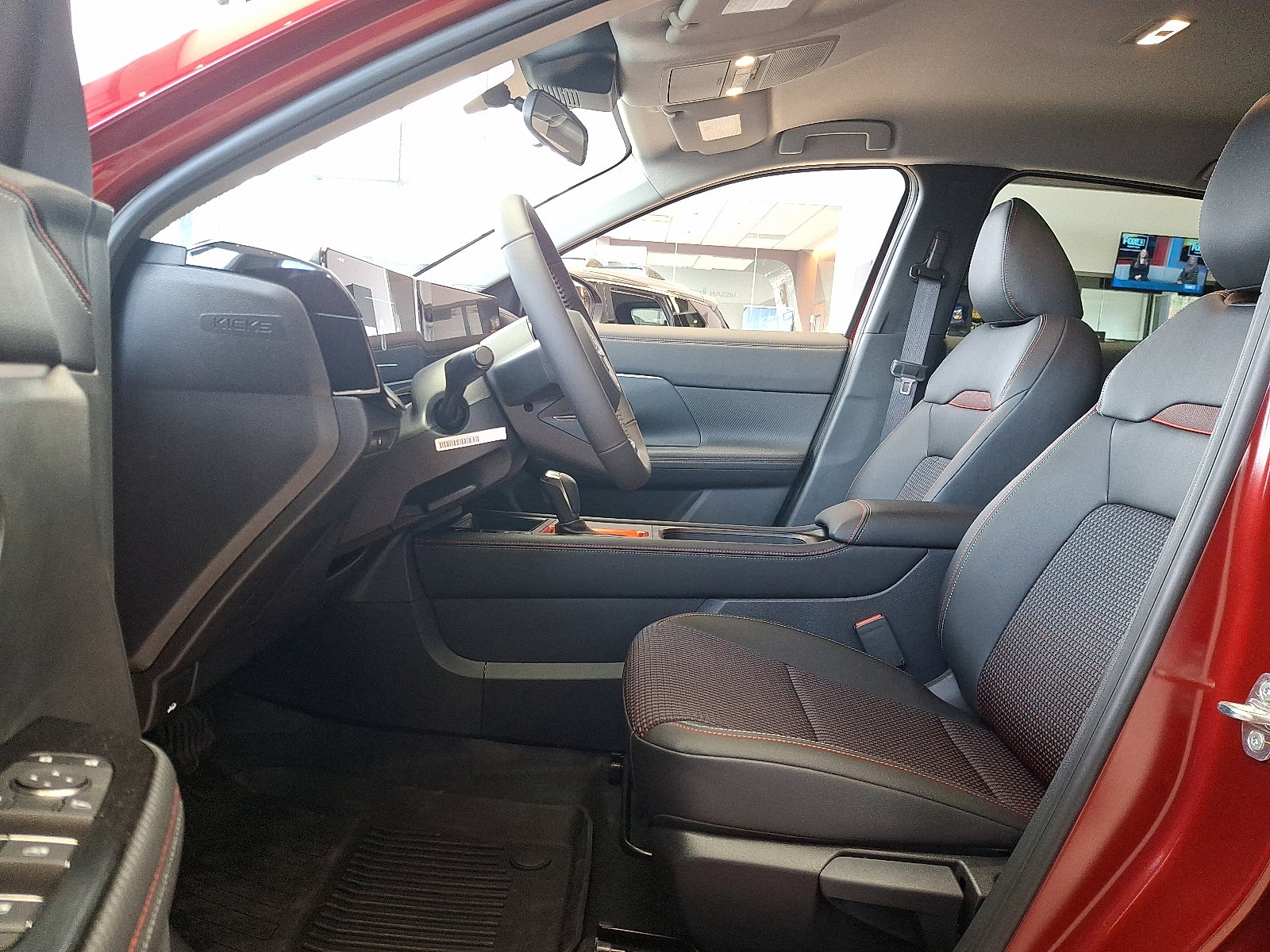 New 2026 Nissan Kicks SR w/ Cold Weather Package image 6