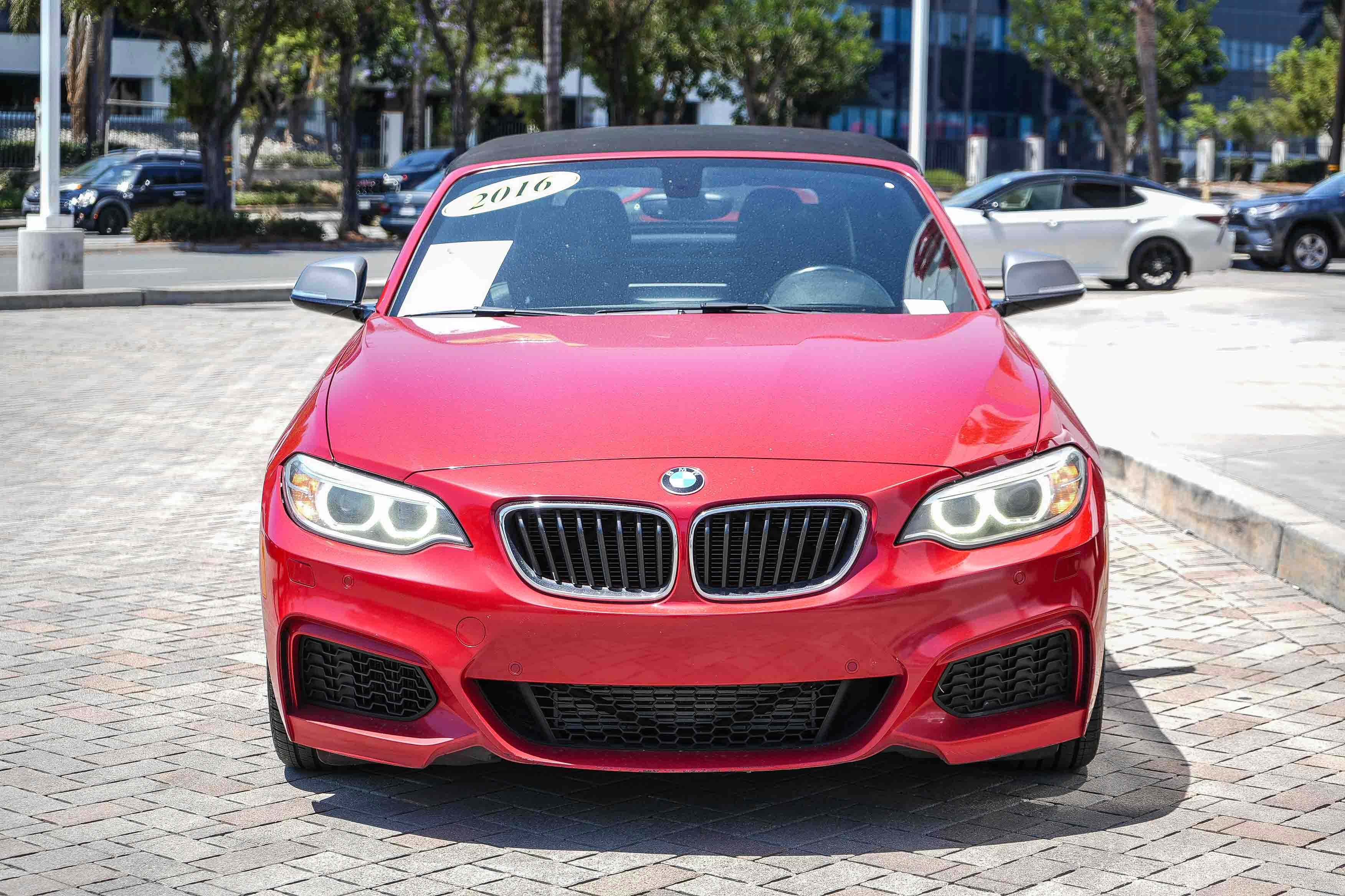 Used 2016 BMW M235i Convertible RWD image 2