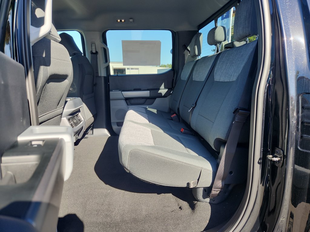 New 2027 Ford F250 XLT w/ Tremor Off-Road Package AWD/4WD image 27