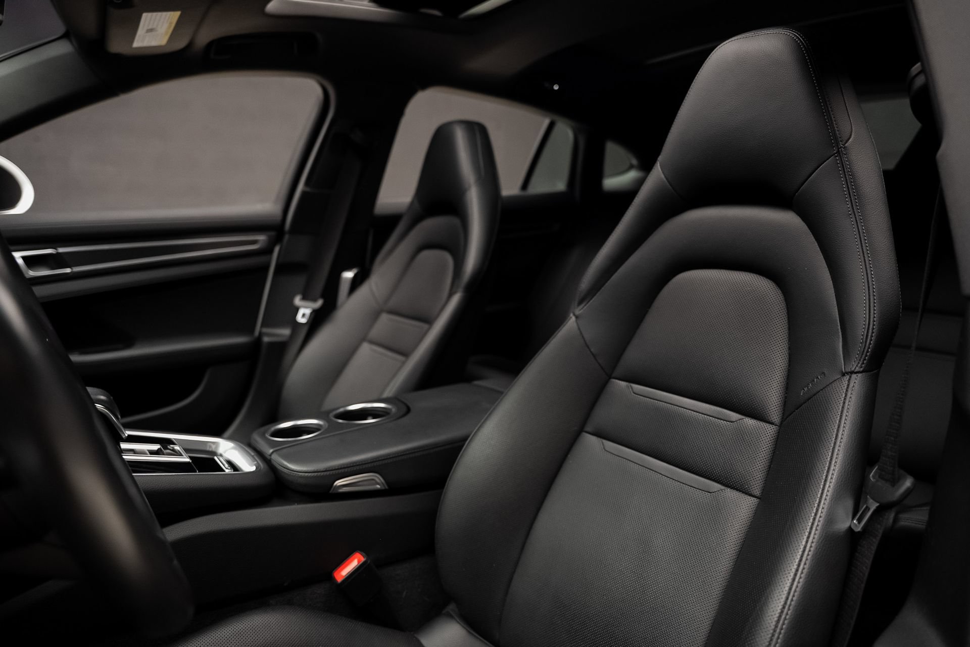 Used 2023 Porsche Panamera 4 AWD/4WD image 64