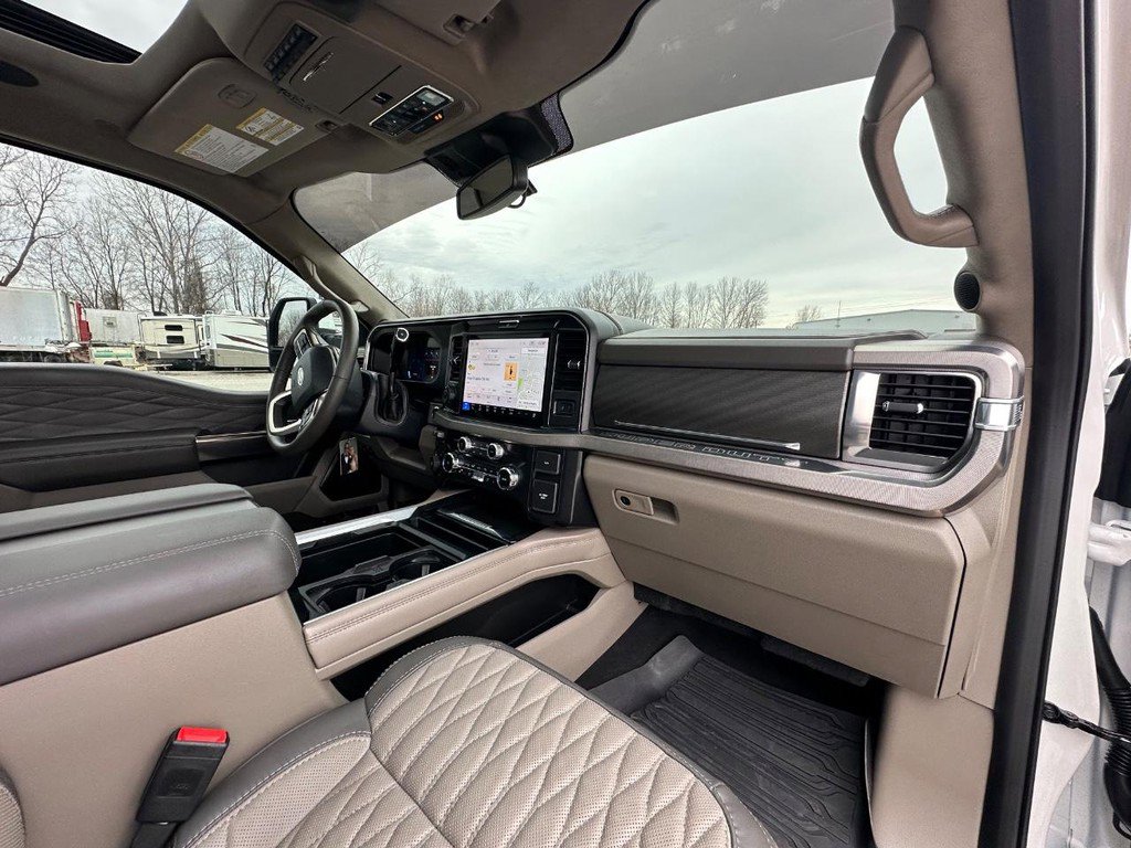 Used 2026 Ford F450 Platinum w/ Platinum Plus Package image 24