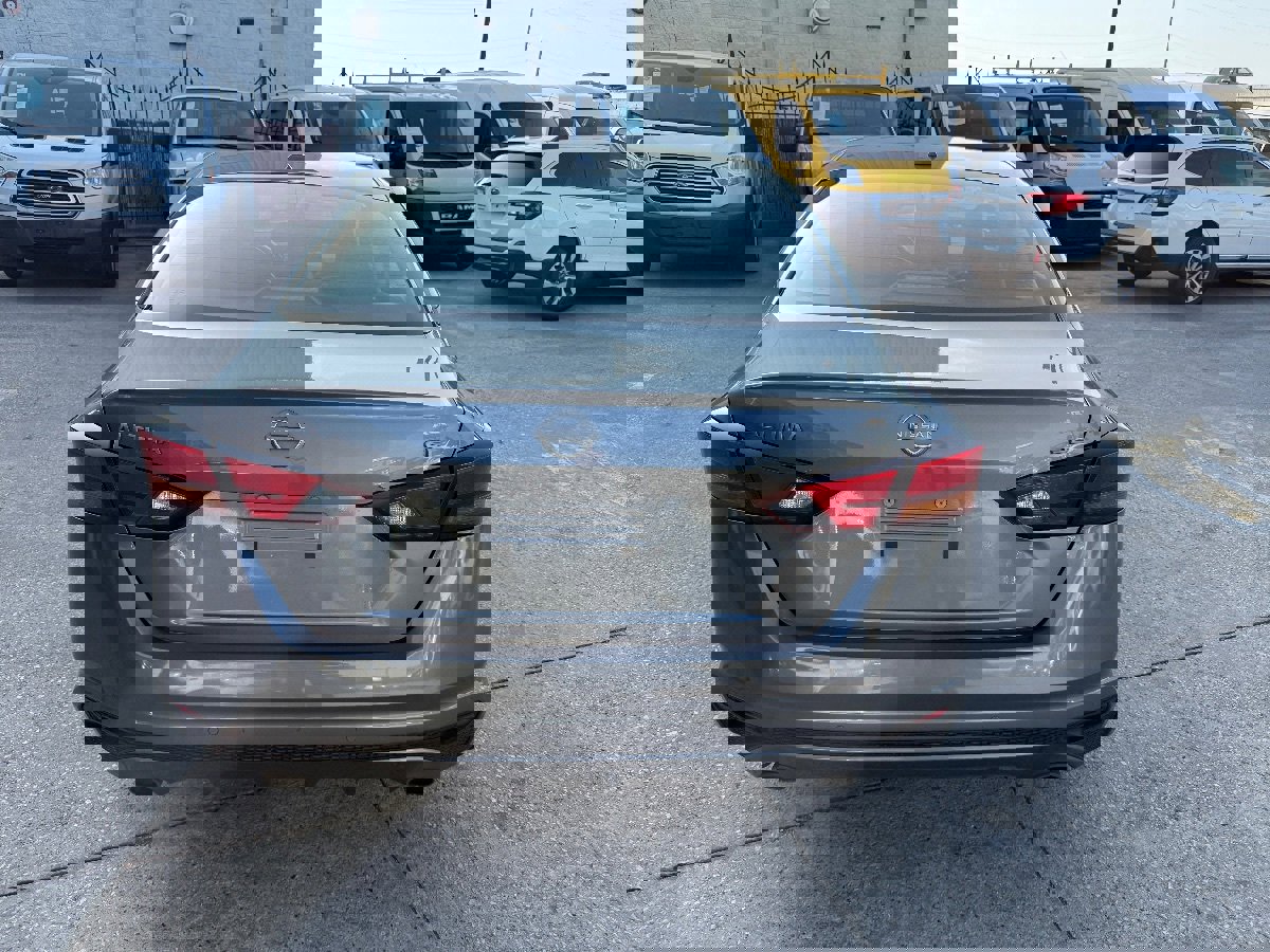 Used 2023 Nissan Altima 2.5 SL image 5