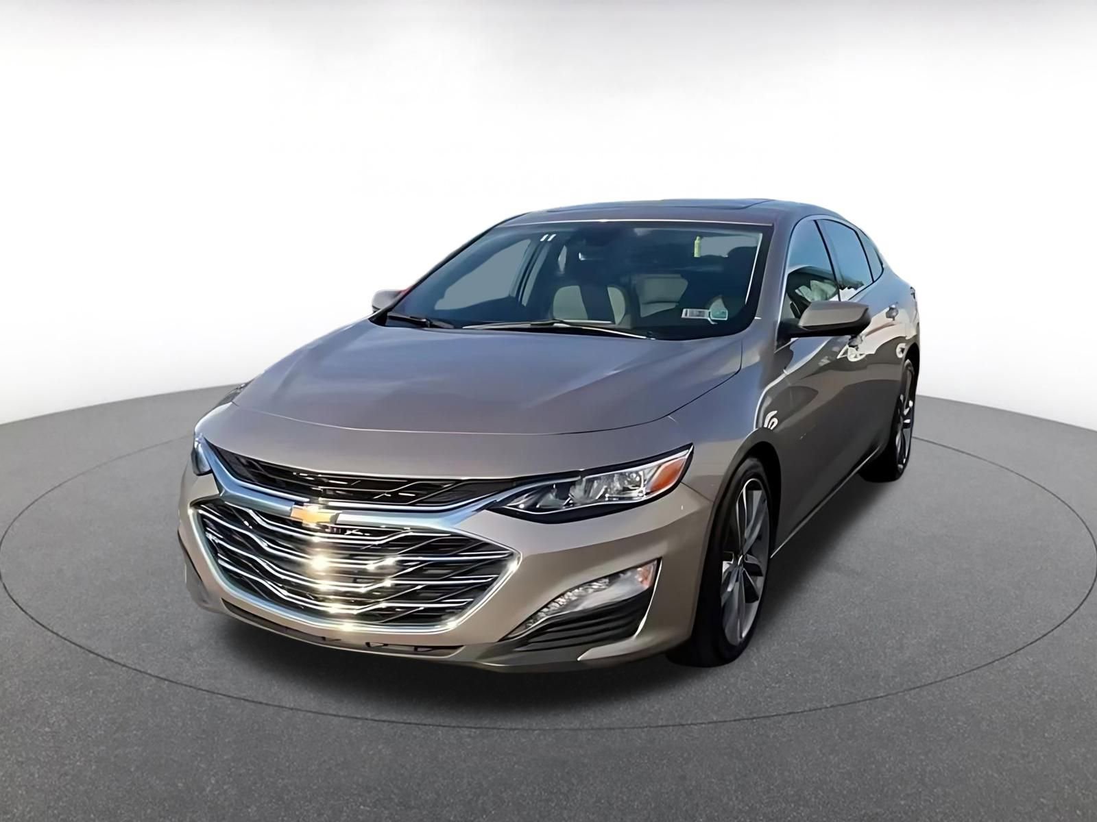 Used 2024 Chevrolet Malibu LT image 4