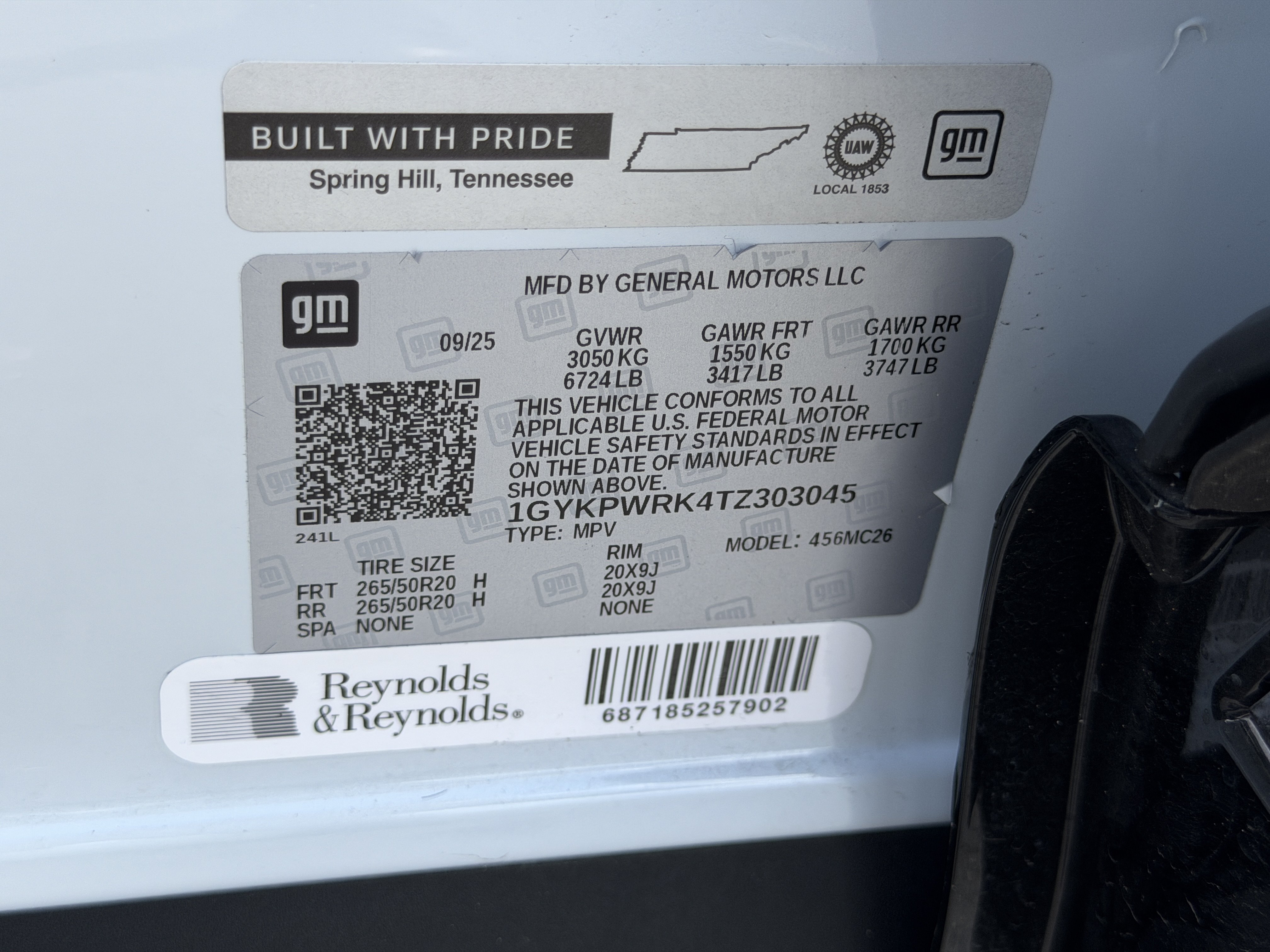 Certified 2026 Cadillac Lyriq Premium Sport w/ LPO, Floor Liner Package RWD image 40