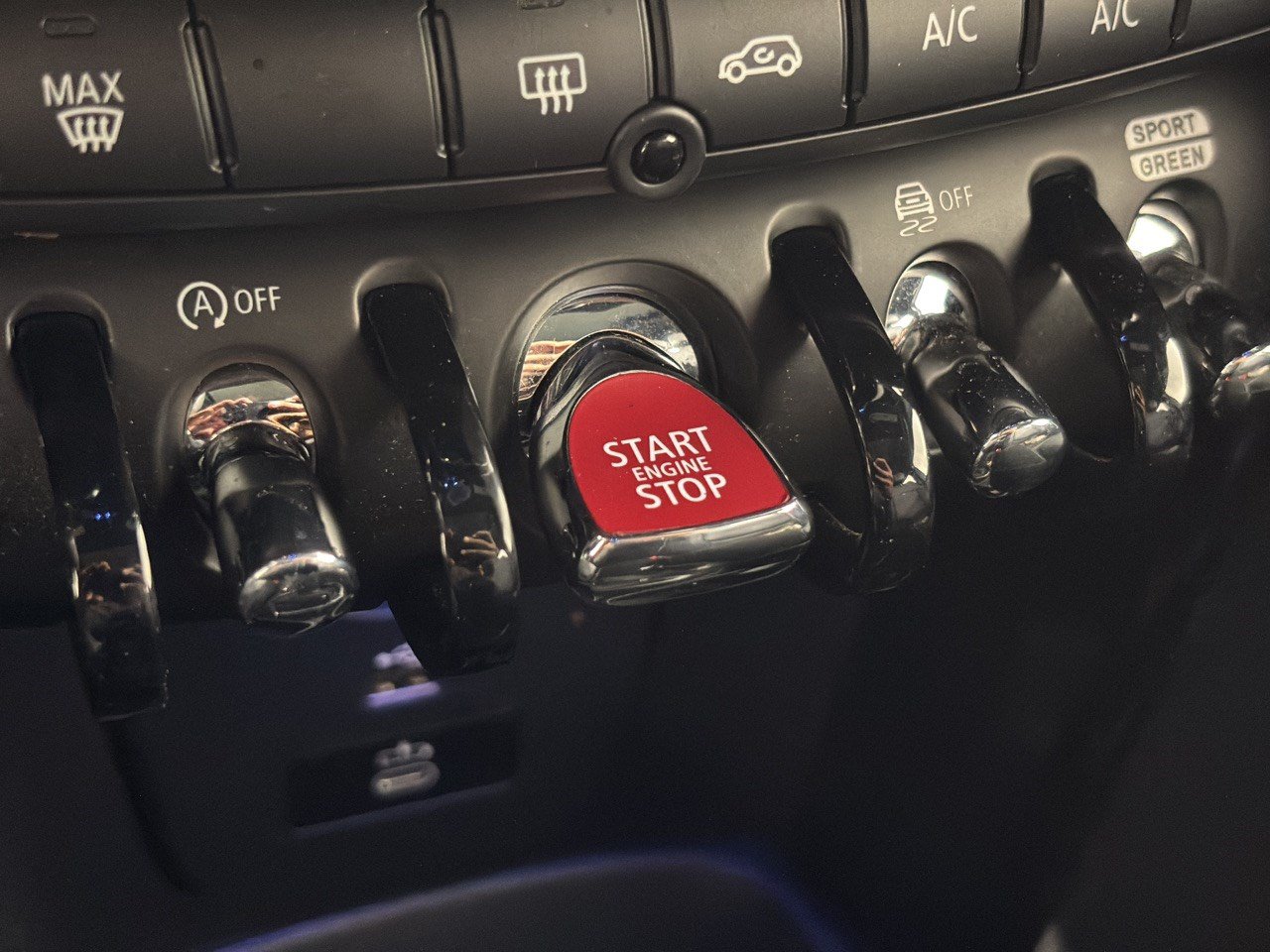 Used 2024 MINI Cooper S FWD image 19