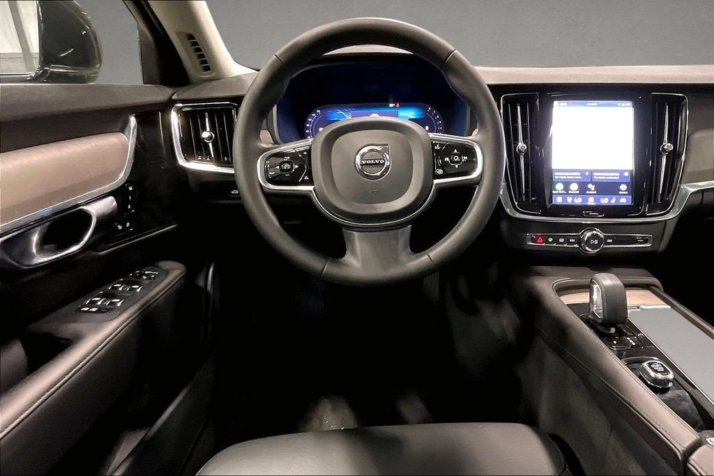 Certified 2023 Volvo S90 B6 Plus w/ Protection Package Premier AWD/4WD image 8