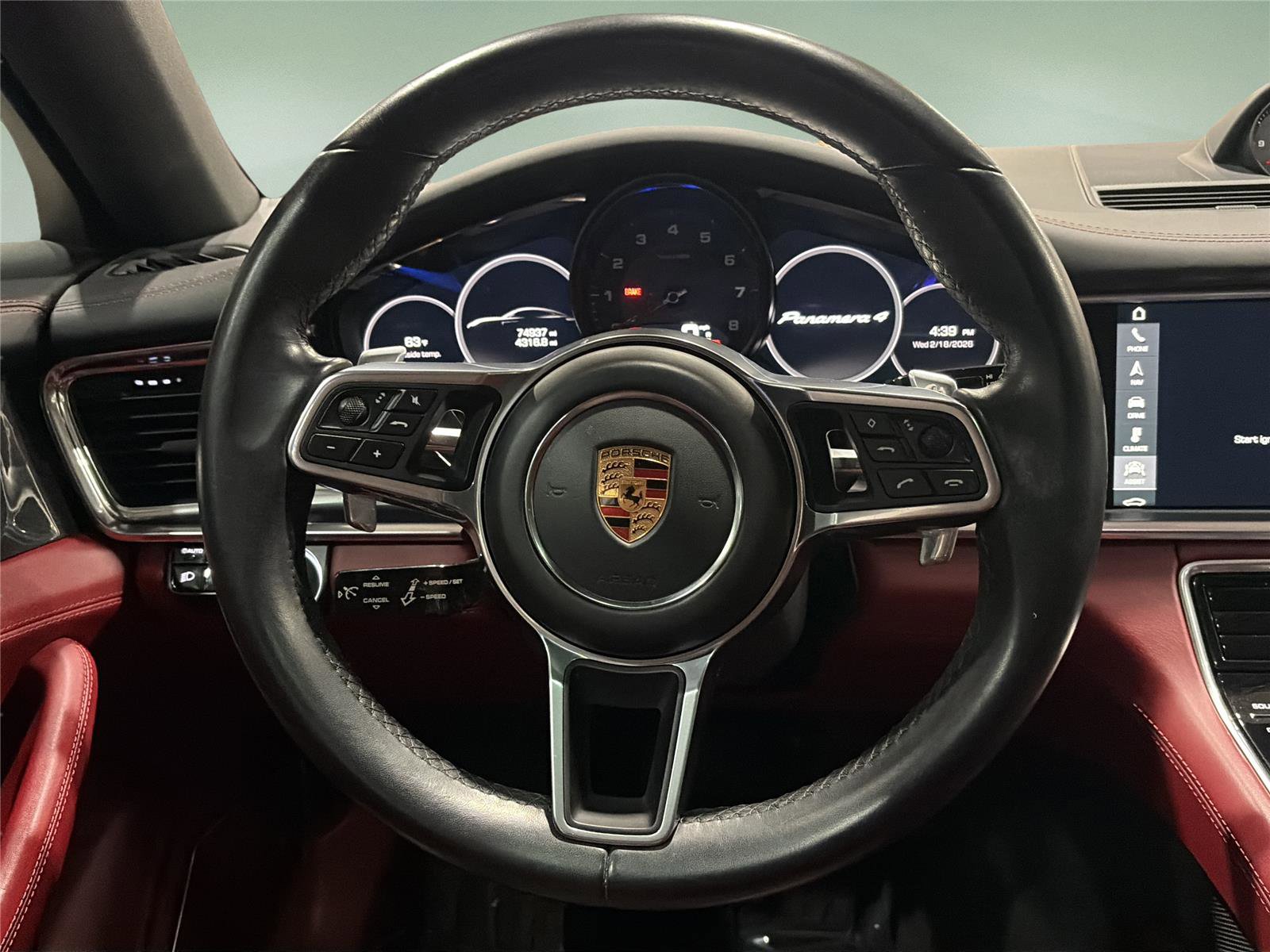 Used 2017 Porsche Panamera 4 image 11