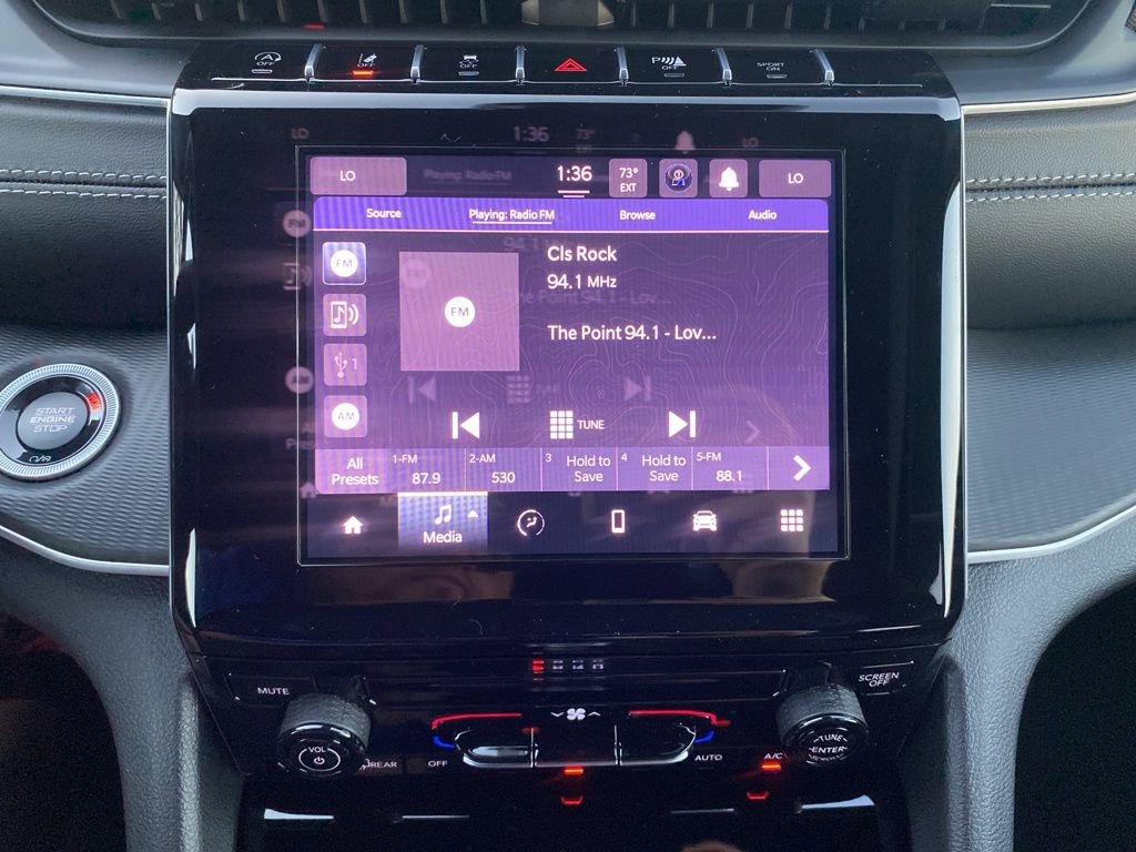 New 2025 Jeep Grand Cherokee Laredo w/ Trailer Tow Package image 31