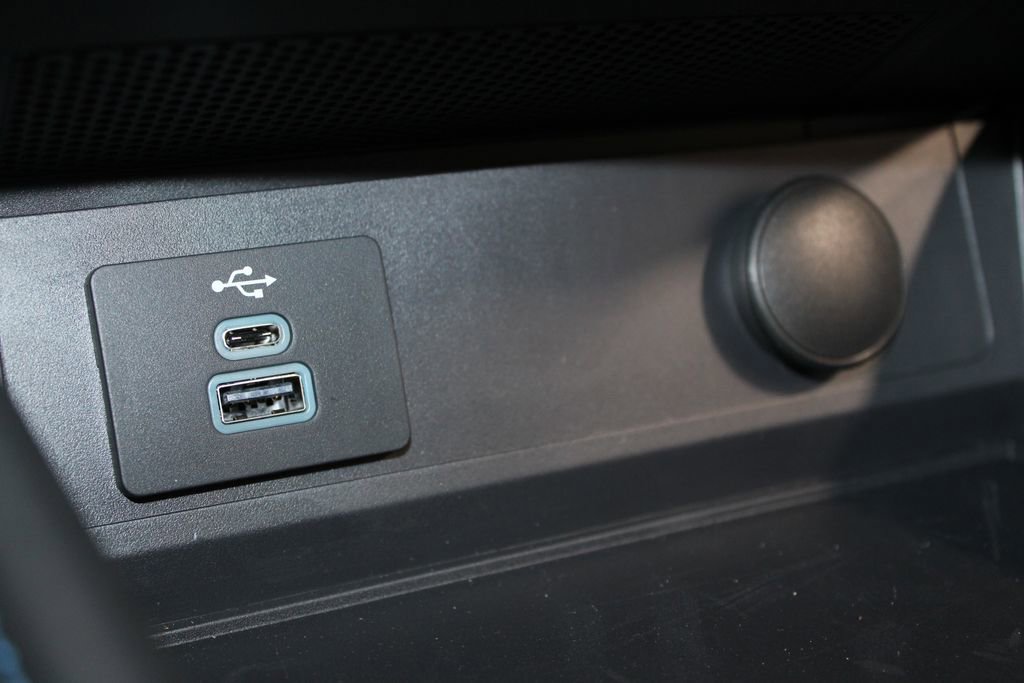 Used 2025 Ford Mustang Dark Horse image 38