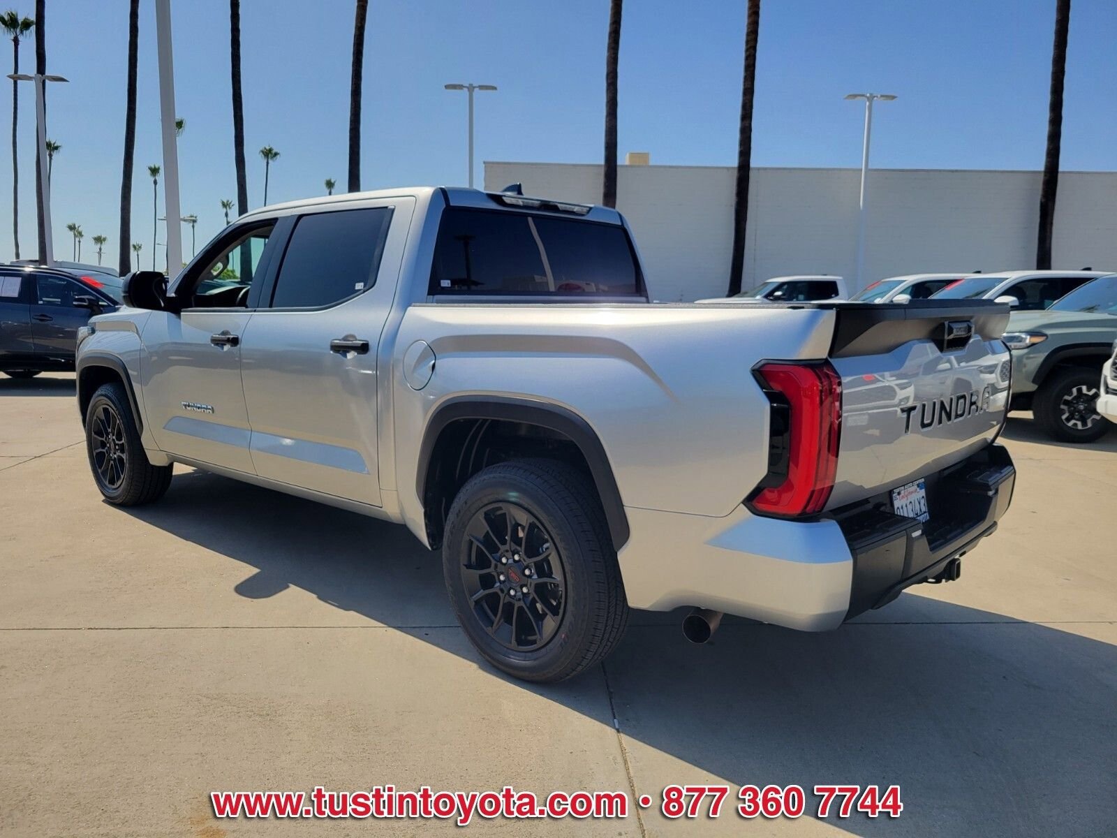 Used 2022 Toyota Tundra SR5 RWD image 6