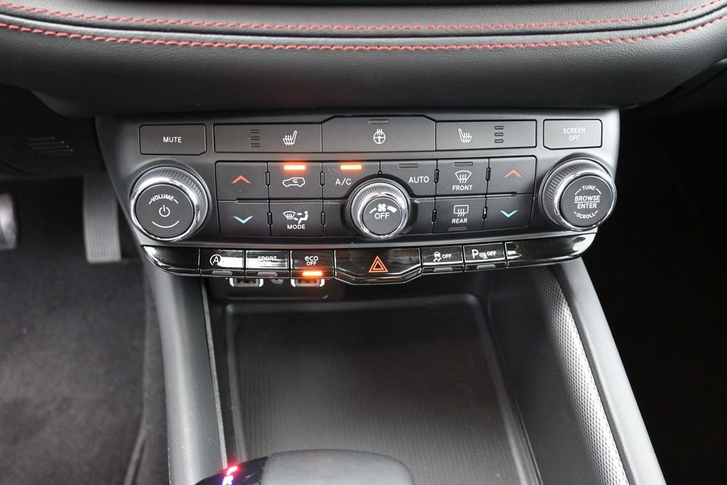 Used 2026 Dodge Durango GT RWD image 28