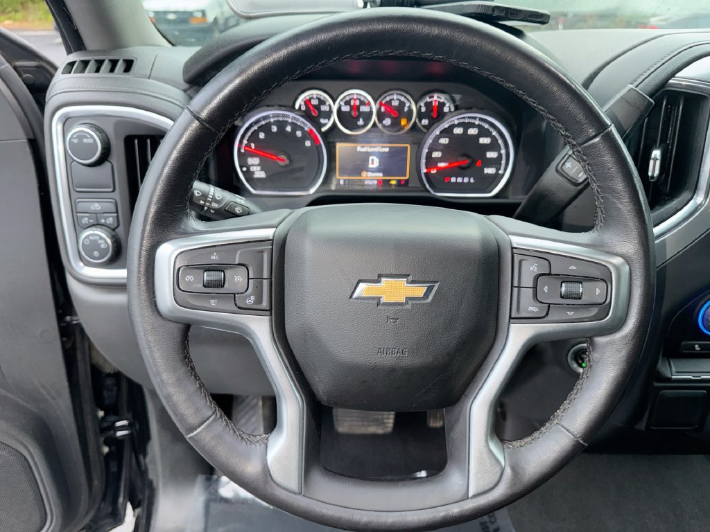 Used 2022 Chevrolet Silverado 1500 LT RWD image 16