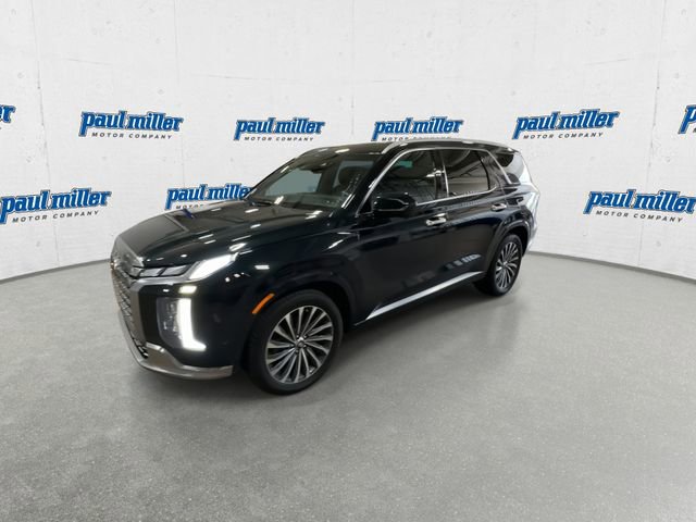 Used 2024 Hyundai Palisade Calligraphy FWD image 5