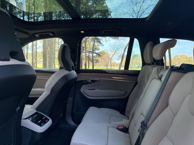 New 2026 Volvo XC90 B6 Plus w/ Protection Package Premier AWD/4WD image 24
