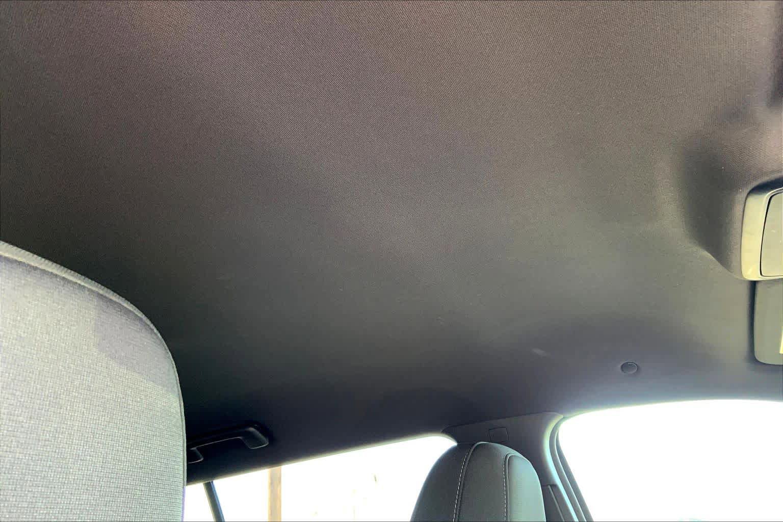 Used 2026 Chevrolet Equinox LT AWD/4WD image 14