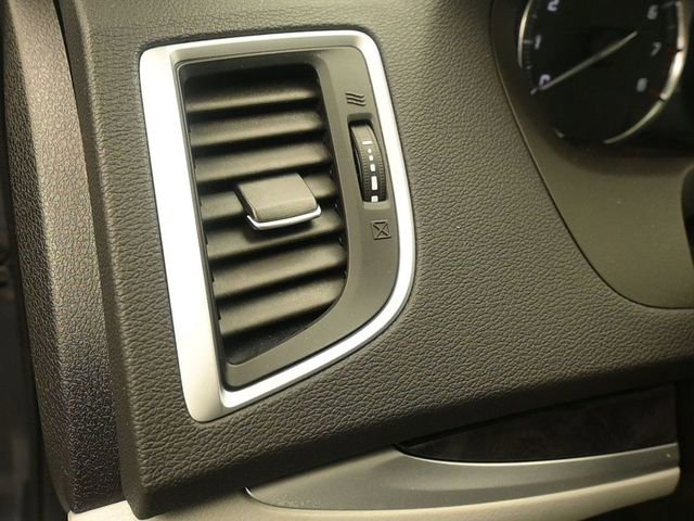 Used 2018 Acura TLX w/ Technology Package image 14