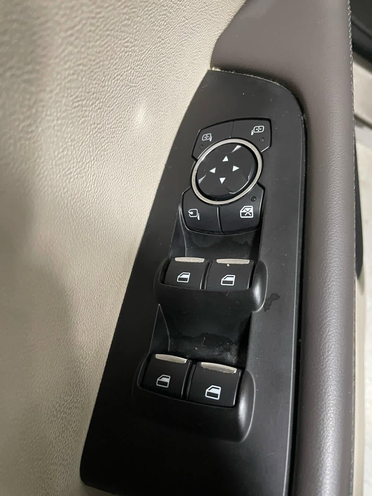 Used 2020 Lincoln Nautilus Reserve w/ Cargo Utility Package AWD/4WD image 26