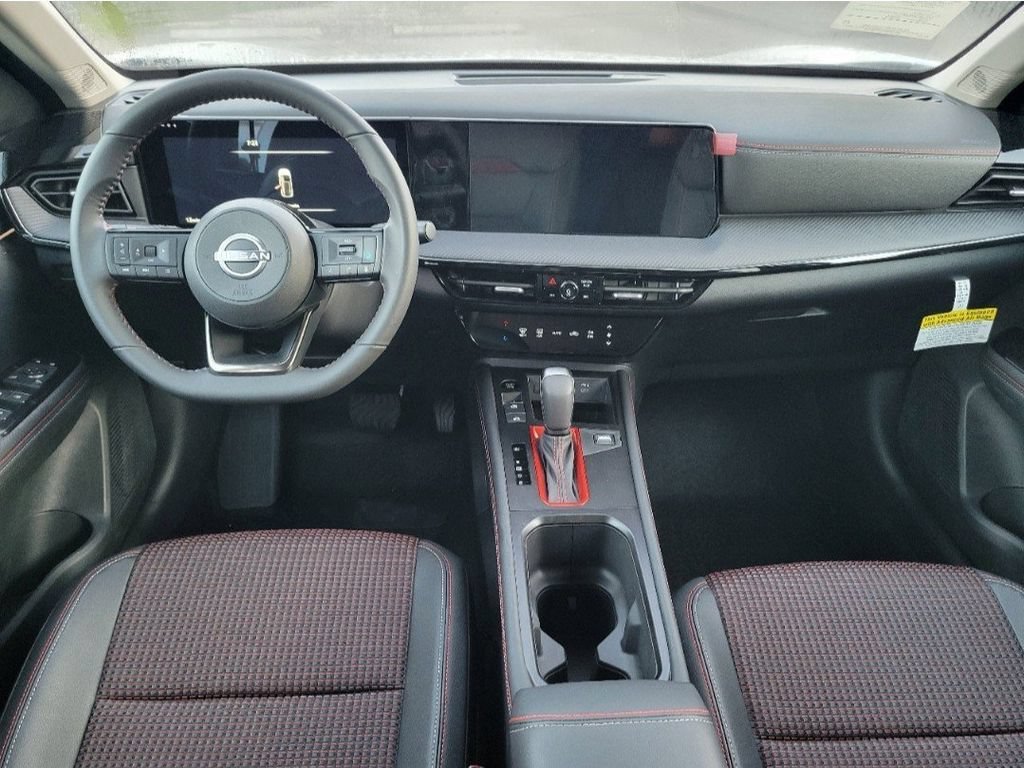 New 2026 Nissan Kicks SR FWD image 7