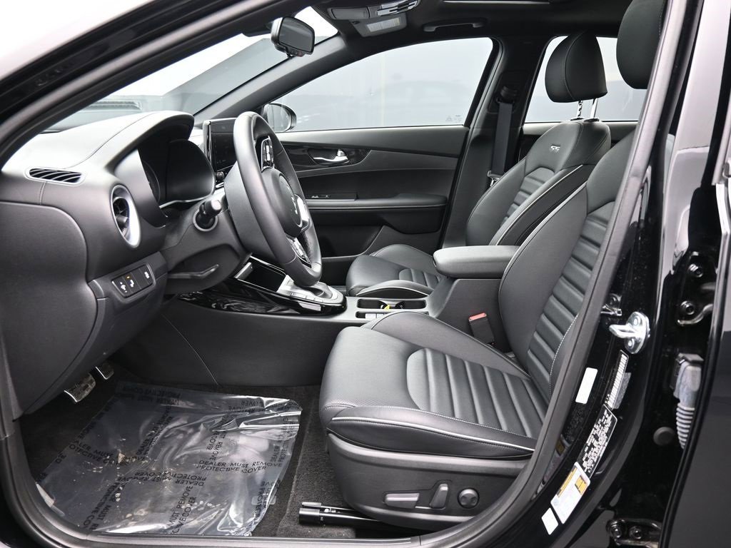 Used 2024 Kia Forte GT-Line w/ GT-Line Premium Package image 33