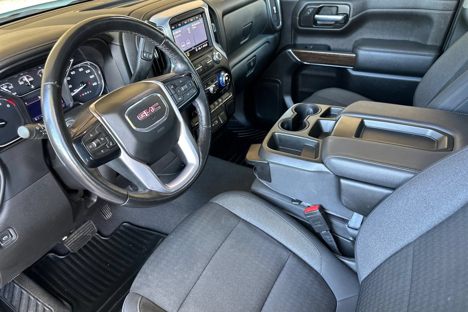 Certified 2022 GMC Sierra 1500 Elevation RWD image 10