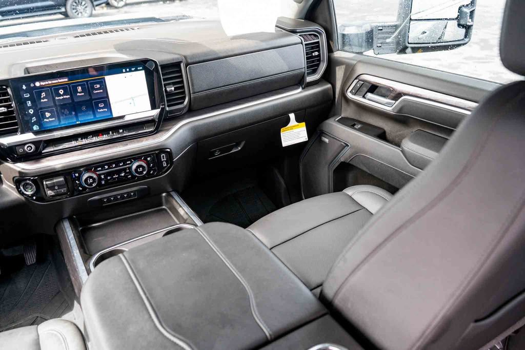 Certified 2026 Chevrolet Silverado 3500 LTZ w/ LTZ Convenience Package AWD/4WD image 26