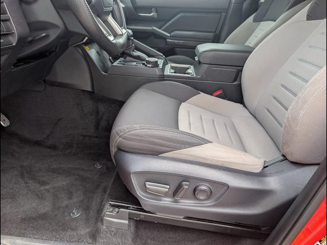 Used 2024 Toyota Tacoma TRD Sport AWD/4WD image 9