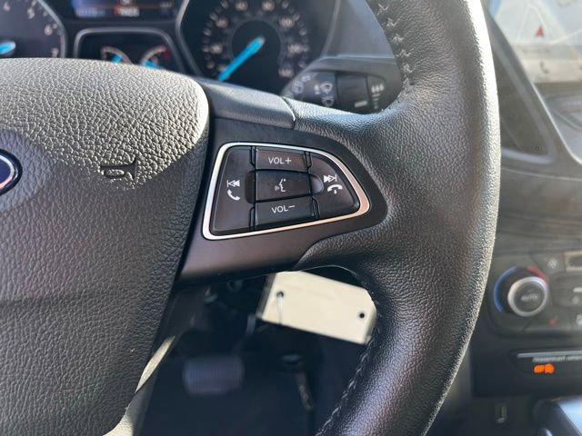 Used 2018 Ford Escape SEL image 17