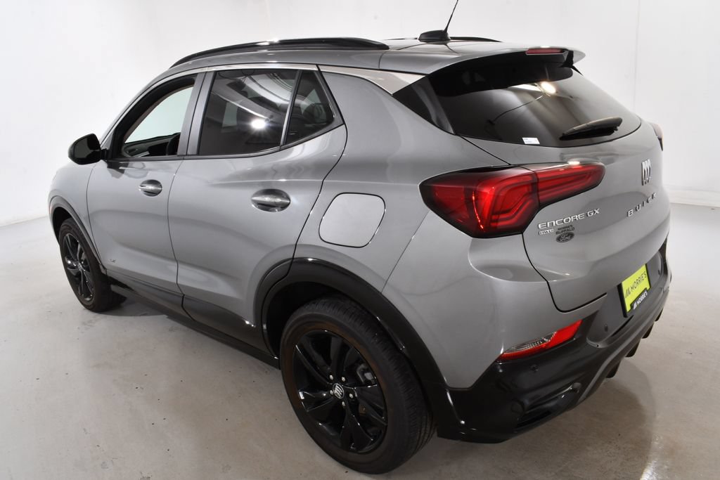 Used 2025 Buick Encore GX Sport Touring w/ Advanced Technology Package AWD/4WD image 15