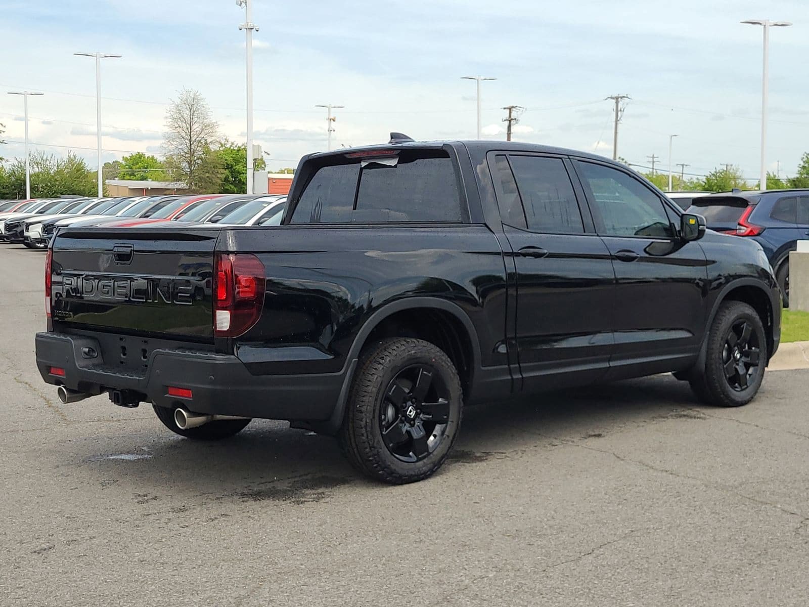 New 2026 Honda Ridgeline Black Edition image 3