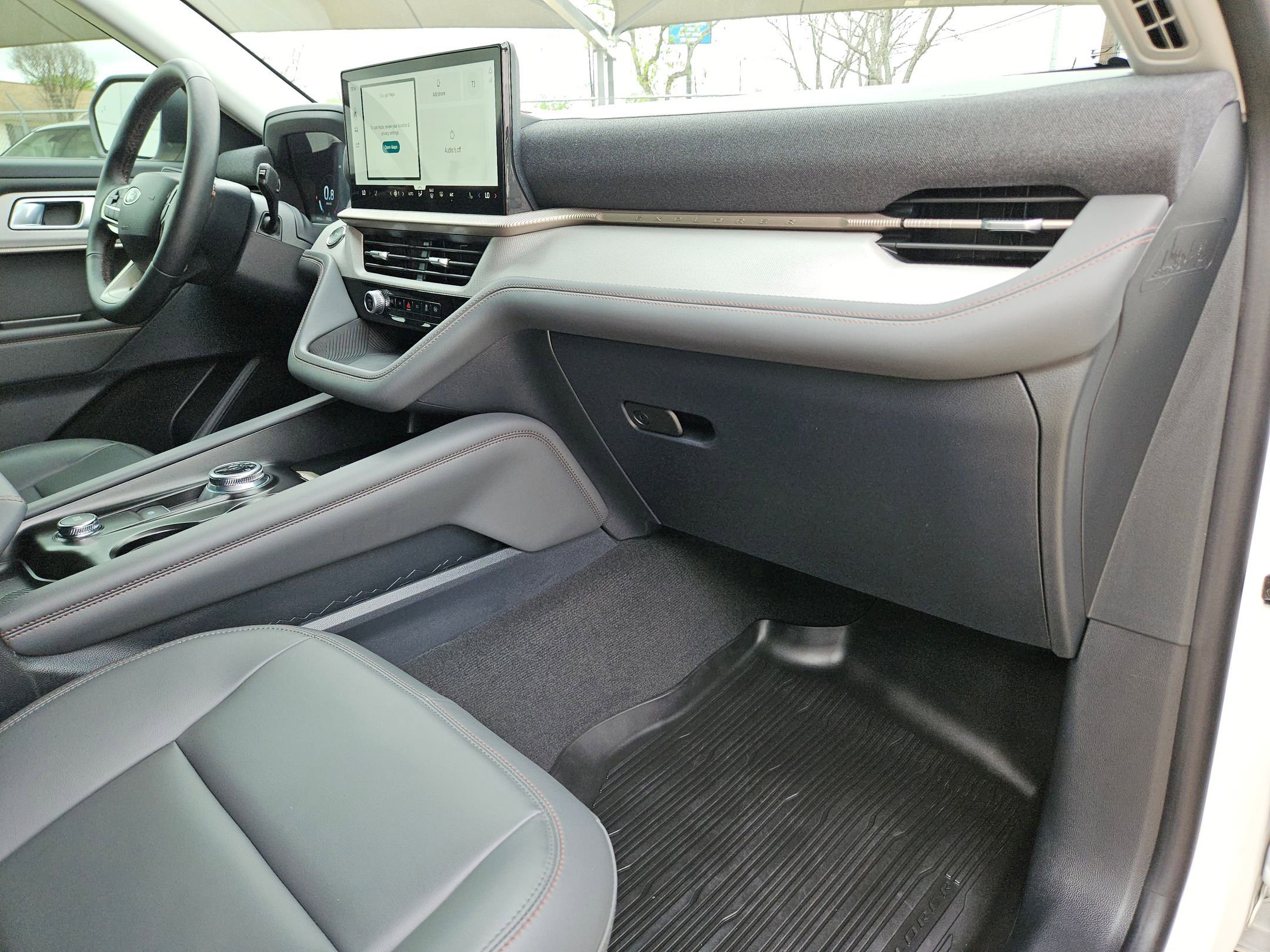 Used 2025 Ford Explorer Active w/ Active Comfort Package RWD image 28