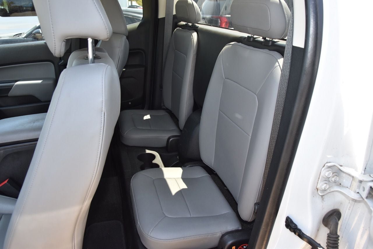 Used 2017 Chevrolet Colorado W/T RWD image 11