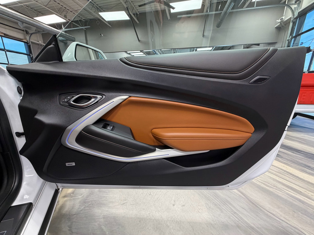 Used 2017 Chevrolet Camaro SS RWD image 42