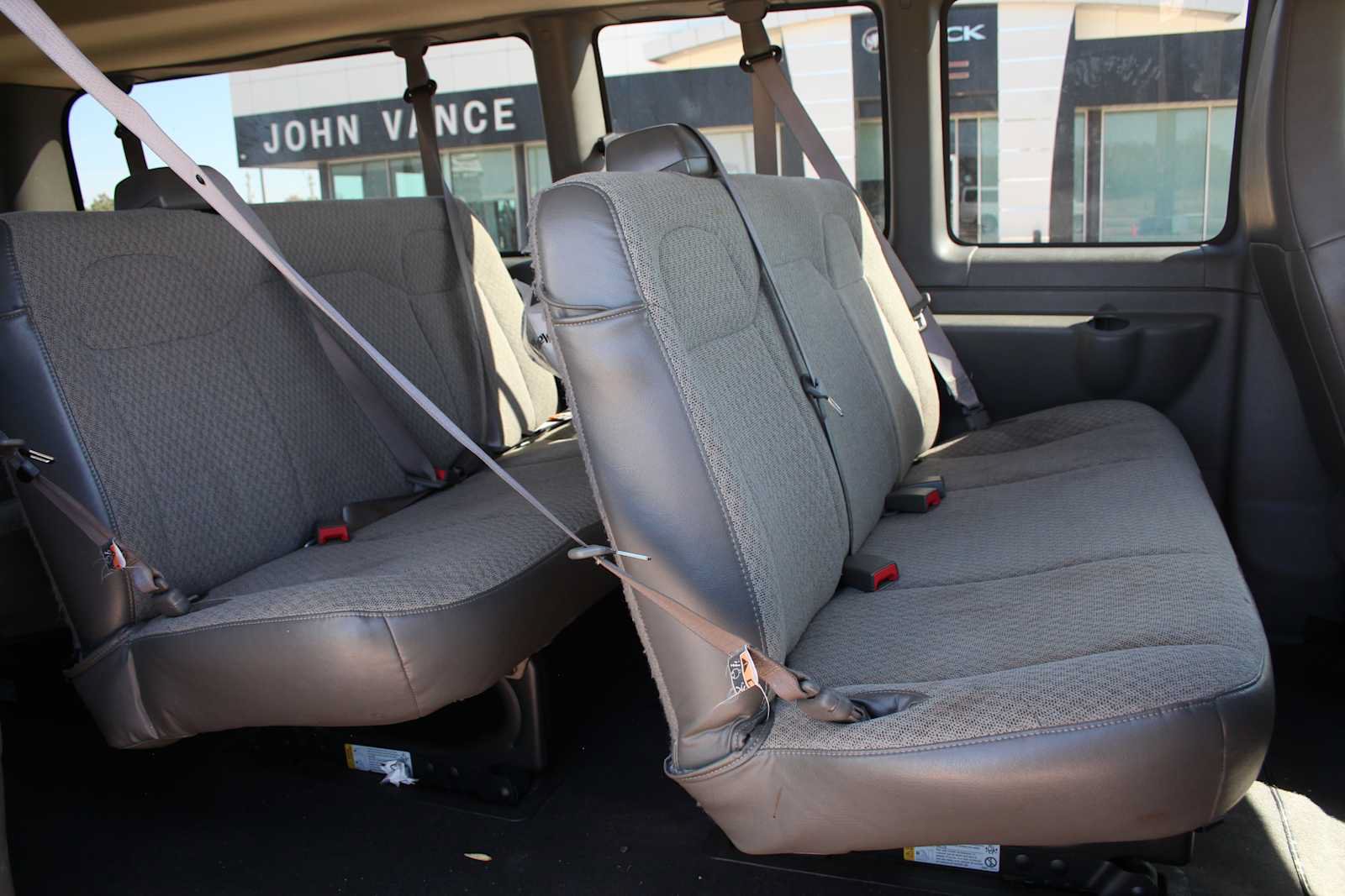 Used 2025 Chevrolet Express 3500 LT w/ LT Preferred Equipment Group RWD image 22