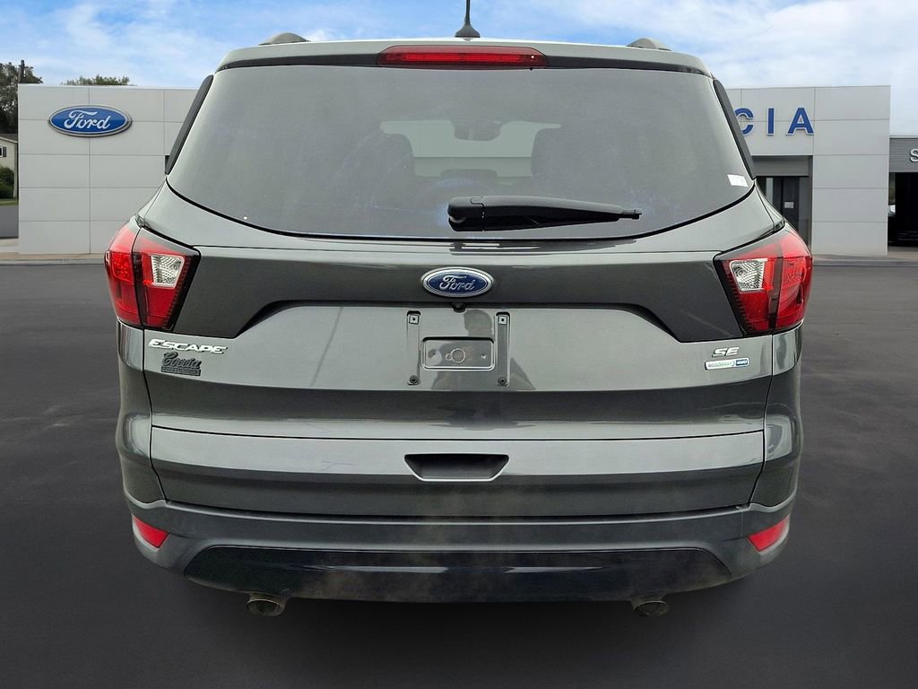 Certified 2019 Ford Escape SE image 5