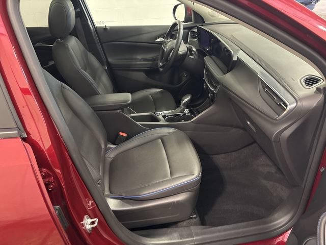 Certified 2025 Buick Encore GX Sport Touring w/ Experience Buick Package AWD/4WD image 46