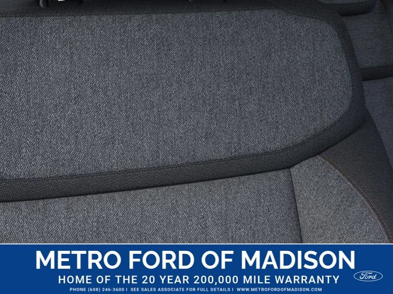 New 2025 Ford Expedition Active image 17