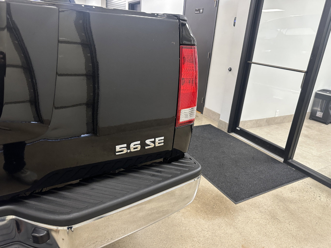 Used 2007 Nissan Titan SE image 6