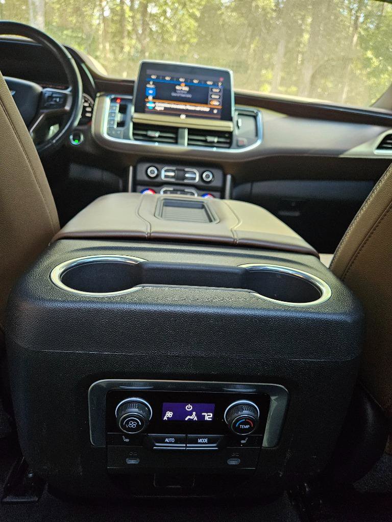 Used 2021 Chevrolet Tahoe High Country w/ Premium Package image 29