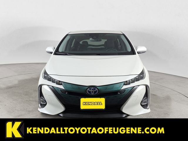 Used 2017 Toyota Prius Prime Advanced image 8