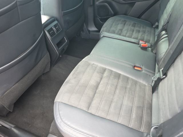 Used 2023 Mitsubishi Outlander SE image 9