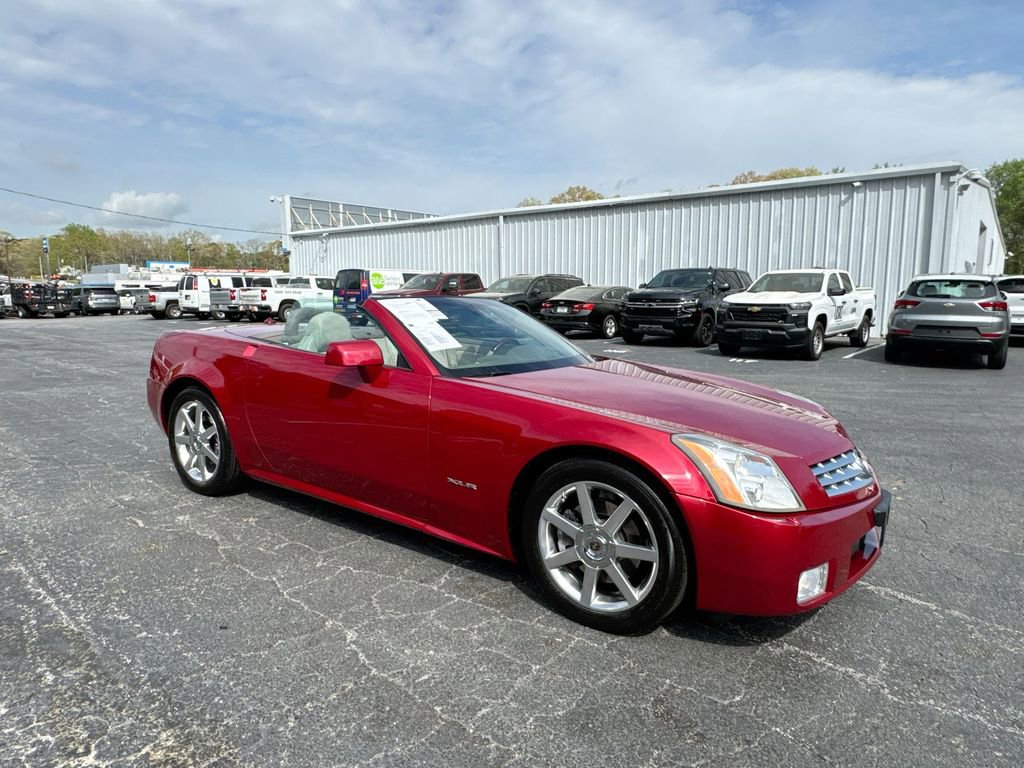 Used 2005 Cadillac XLR image 35
