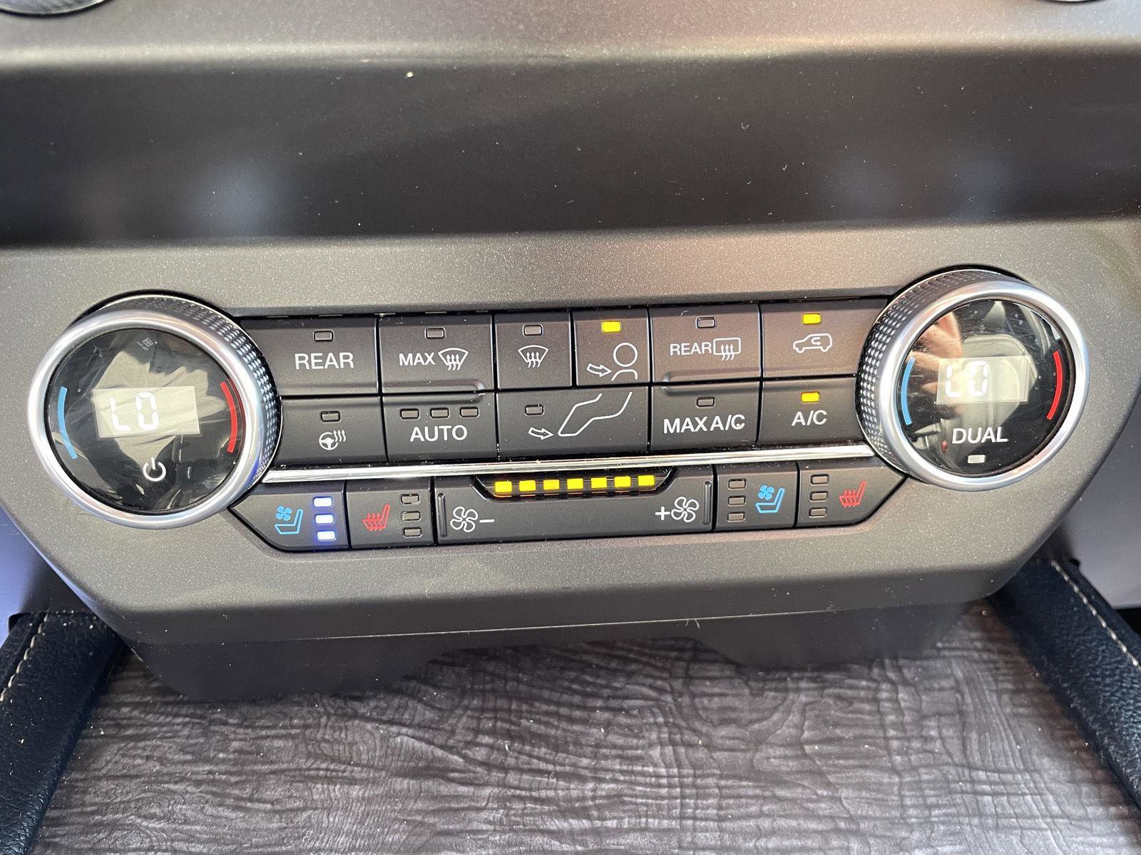 Certified 2020 Ford Expedition Limited AWD/4WD image 22