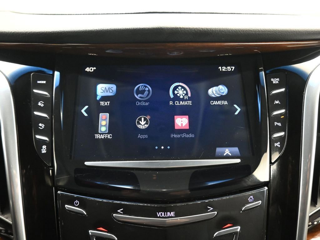 Used 2017 Cadillac Escalade Premium Luxury image 18