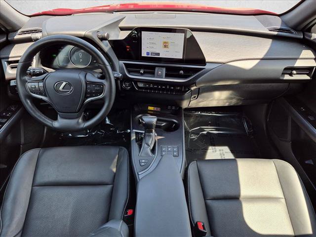 Used 2024 Lexus UX 250h F Sport FWD image 18