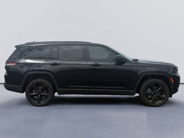 Used 2025 Jeep Grand Cherokee L Altitude AWD/4WD image 2