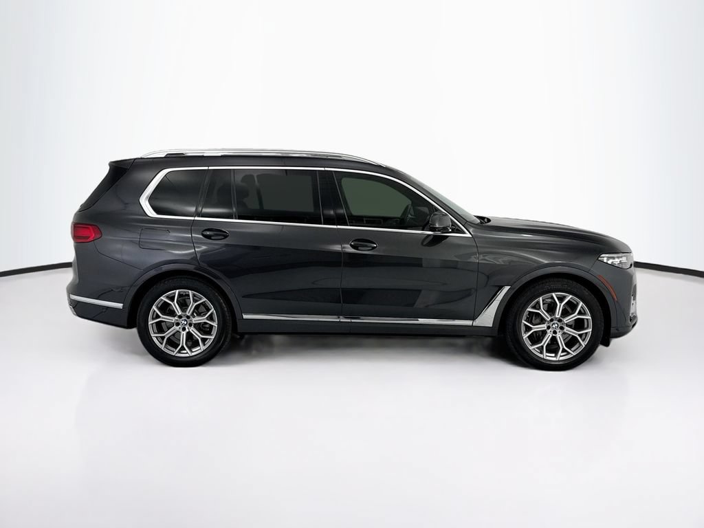 Used 2020 BMW X7 xDrive40i w/ Premium Package AWD/4WD image 4